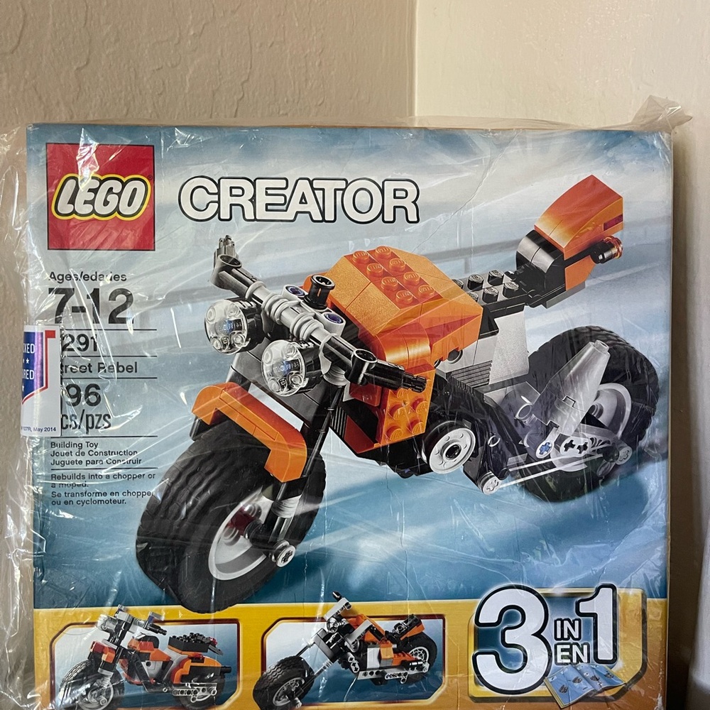 LEGO Creator 3-in-1 Orange and Black Motorcycle Set
